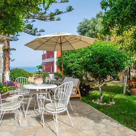 Alavastros Maisonettes Holiday home